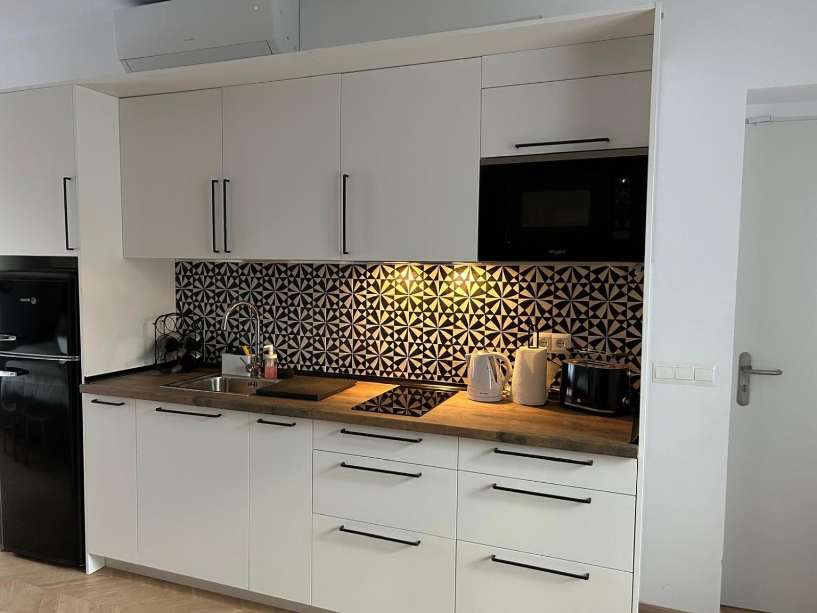 Center Apartment Fully Eqquiped Opcional Breakfast 세비야 외부 사진
