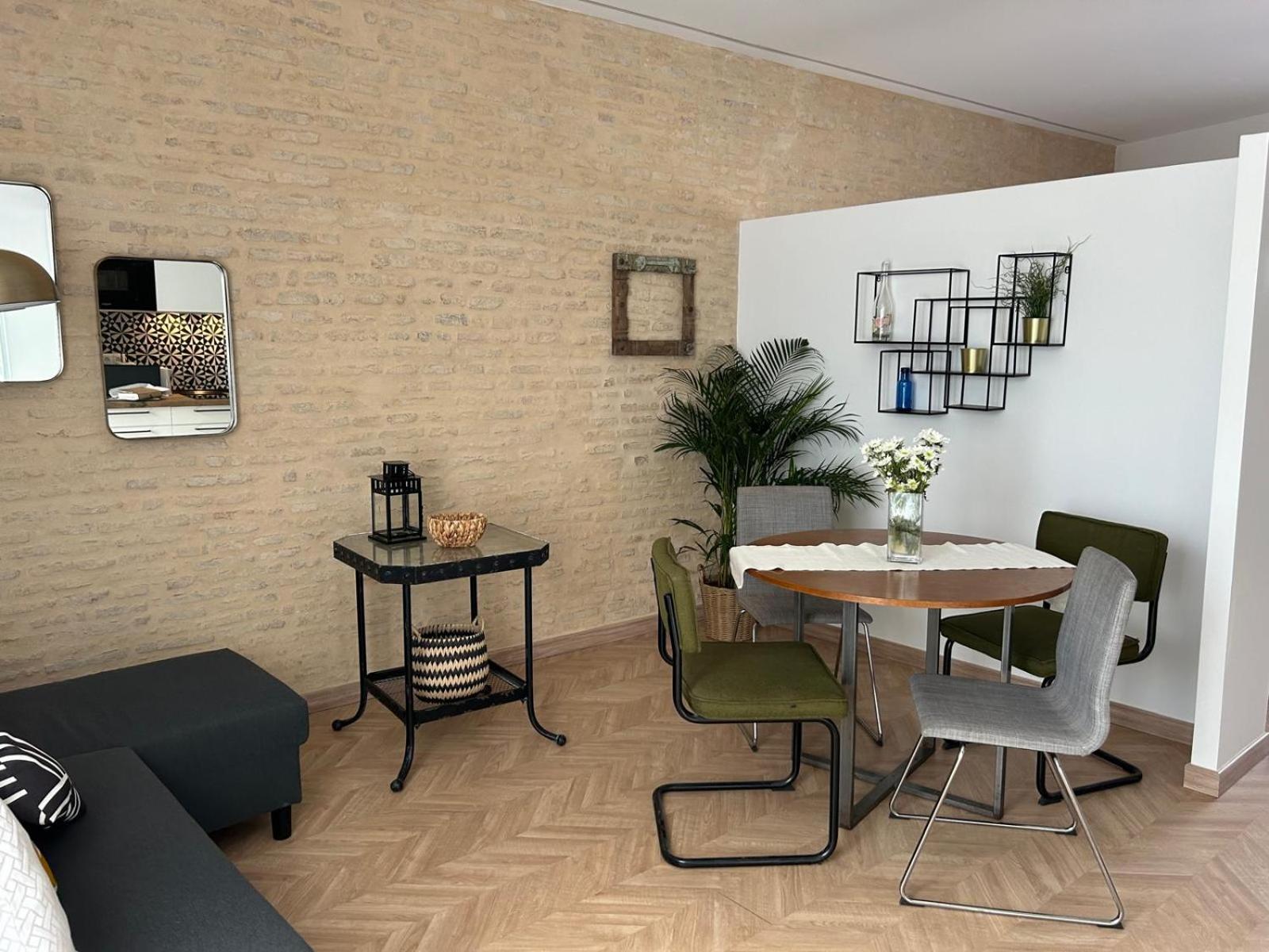 Center Apartment Fully Eqquiped Opcional Breakfast 세비야 외부 사진