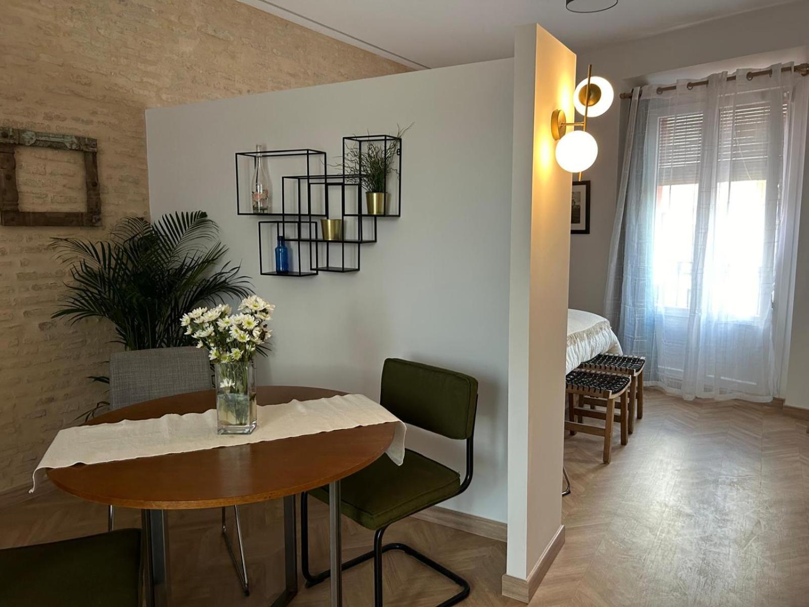 Center Apartment Fully Eqquiped Opcional Breakfast 세비야 외부 사진