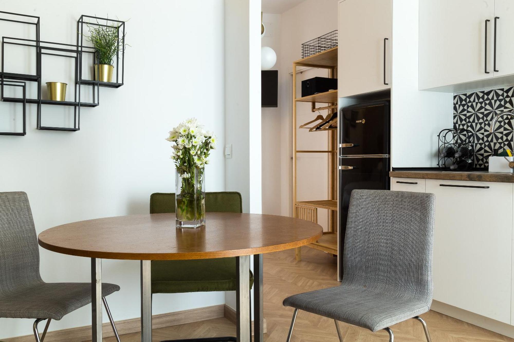 Center Apartment Fully Eqquiped Opcional Breakfast 세비야 외부 사진